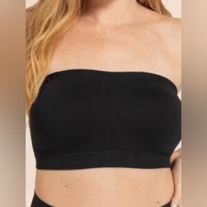 Truekind® Convertible Strapless Bandeau Bra in black.